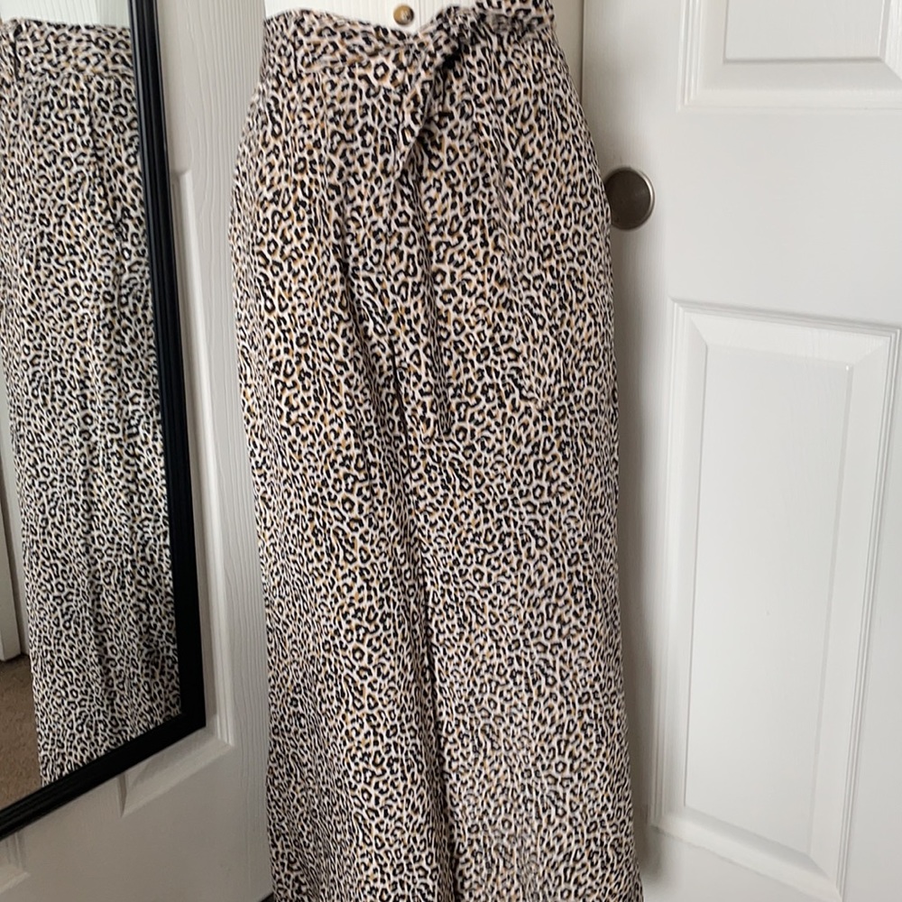 J.Crew Leopard Print silk pants - Picture 3 of 11